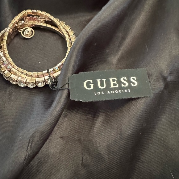 Guess Trio Rose Gold Tone Bling Stretch Bracelets w/a Hamsa & a Evil Eye Charms - Picture 3 of 6